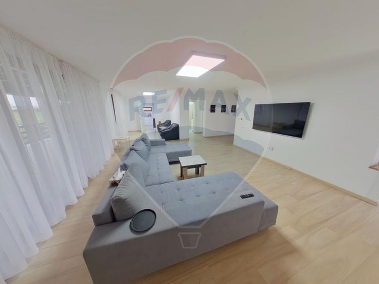 Casă / Vilă cu 6 camere de vânzare în zona Est - 5