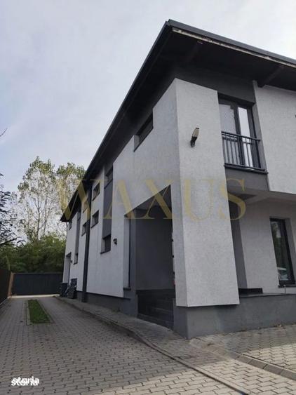 Casa Moderna / Tip Duplex / Zona Vivo - 6