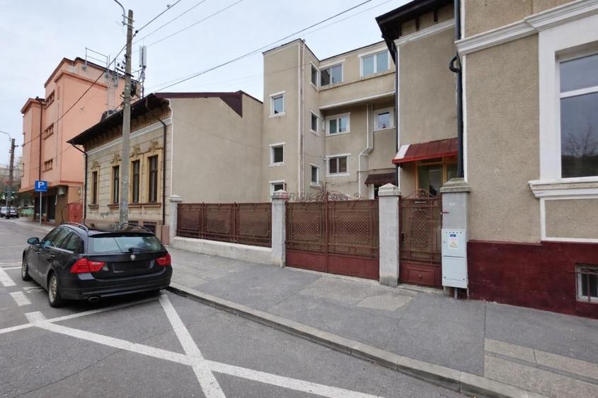 Townhouse urban renovat | Parcul Carol – Rond Regina Maria - 1