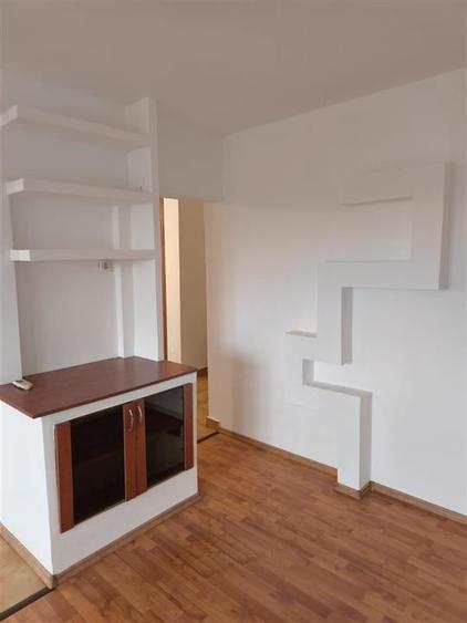 Apartament decomandat 51mp , doua balcoane, Mihai Bravu - 12