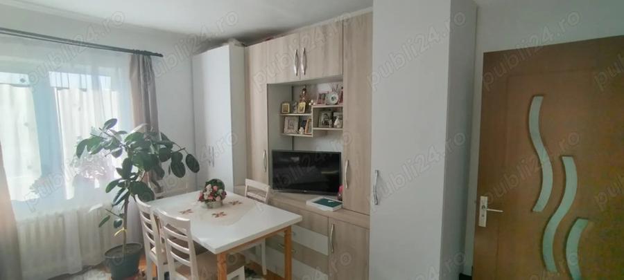 Vand apartament 2 camere - 2