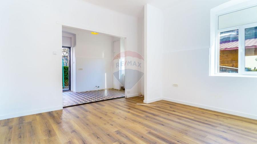 Apartament cu 1 camera de vânzare in zona centrala, strada Pitești - 2