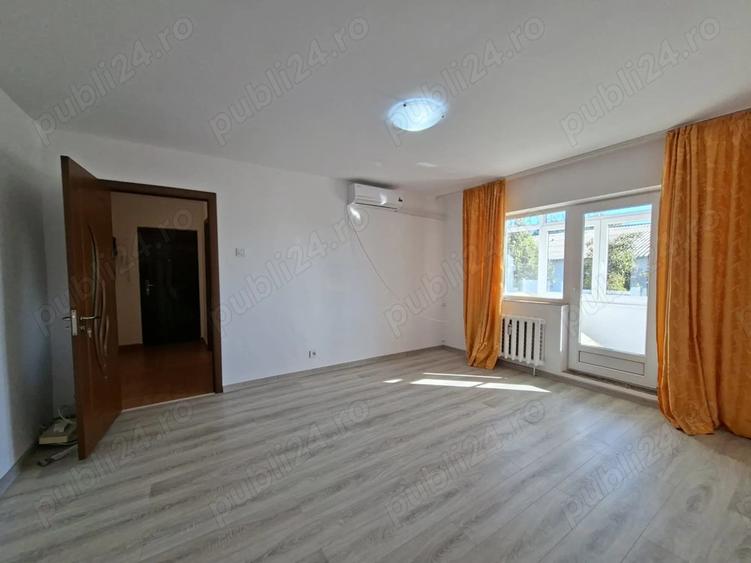Str Bicaz - 2 cam semidecomandat-renovat-PVC-aer conditionat-balcon-46 mp - 10