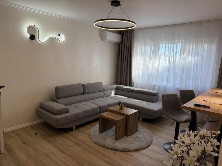 Apartament cu 3 Camere | Prima Chirie - 1