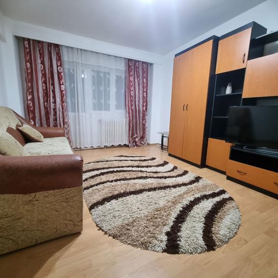 Inchiriez apartament 2 camere decomandat, Mioveni - 1