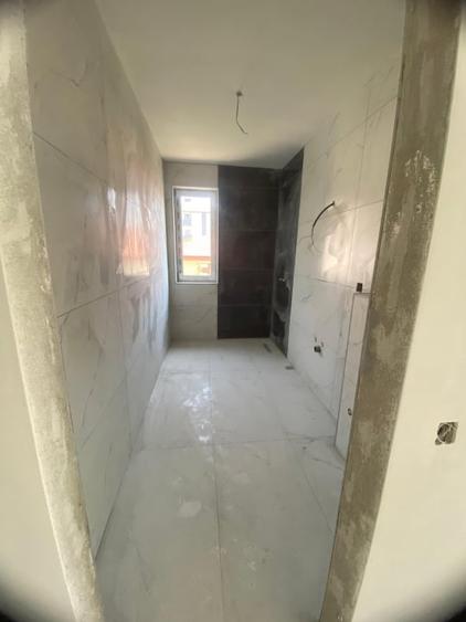 3 camere + terasa 100mp, apartament partial finisat - 1