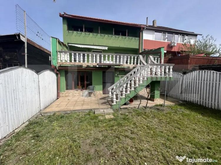 Casa cu 4 camere zona Rogerius - 10