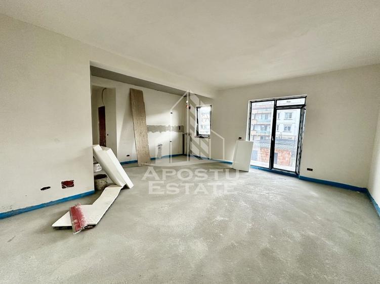 Apartament cu 1 camera, semidecomandat, etaj 1, zona Lidl din Giroc - 3