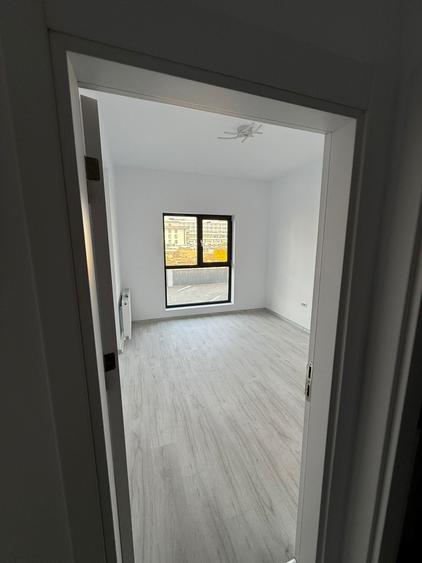 2 cam Fundeni- Dobroesti  prima inchiriere totul nou parcare - 5