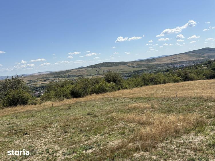 Teren de 500 mp, în Central