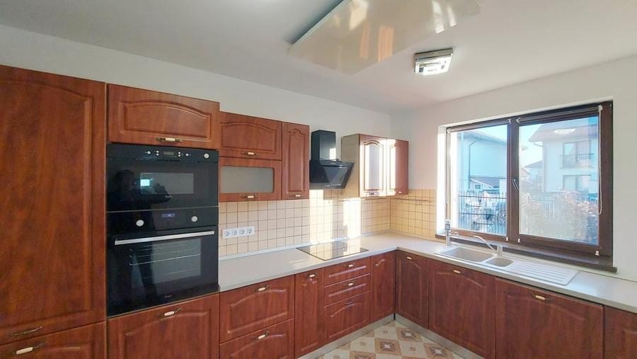 inchiriere  casa  - Ghimbav, cu curte si 2 niveluri - 13