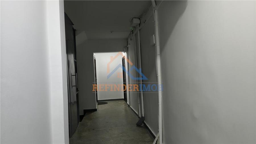 Apartament 2 camere decomandat etaj 3 bloc anvelopat - 4