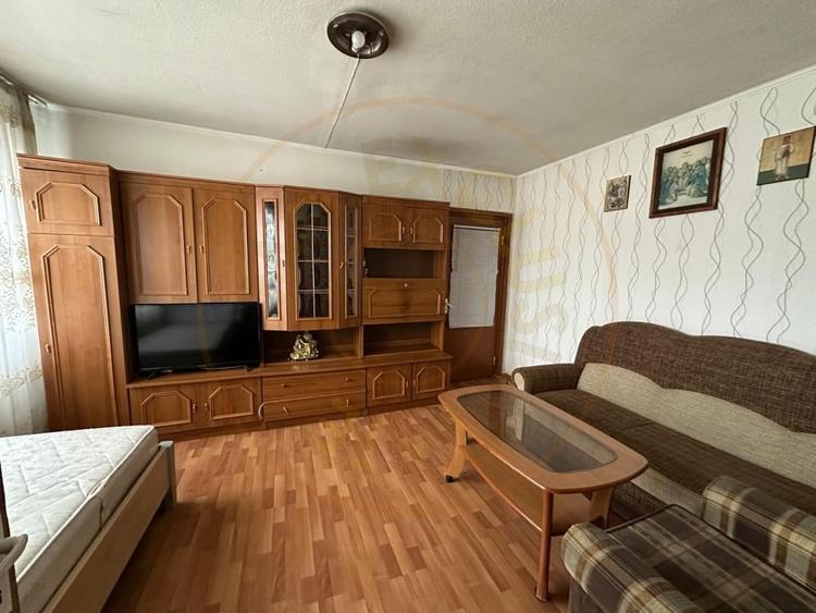 Apartament de inchiriat - 2 camere - Cartier Nord - 1