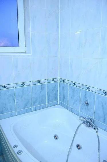 Apartament 2 camere bloc nou, Rogerius (zona Lacu Rosu), et. 3, cu garaj, boxa si lift - 128000 E - 2