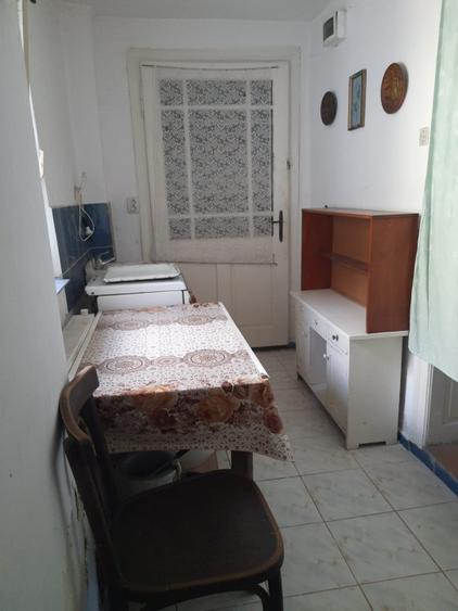 Casa de vanzare cu 3 dormitoare, garaj, gradina si atelier, Muncitoresc, Resita - 10