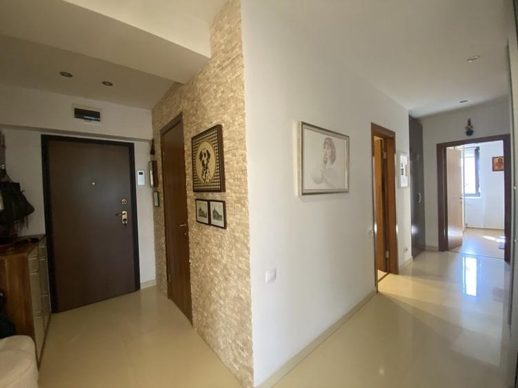 Apartament 4 camere bloc boutique si terasa de 25m - 13