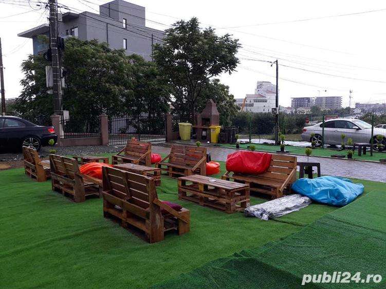 Pensiune 12 camere cu bai proprii si parcare asigurata in mamaia - 7