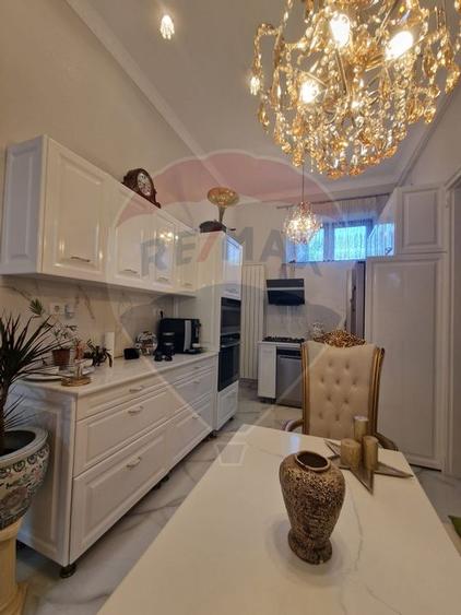 Apartament spatios la curte 2 dormitoare Salonta str. Republicii - 4