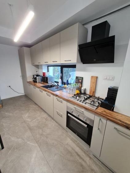 TINERETULUI- SERBAN VODA Vila p+ 1+2 , de inchiriat 5 camere-2600euro