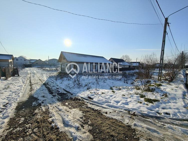 VALU LUI TRAIAN ( cod02) Teren intravilan 304 mp - 2