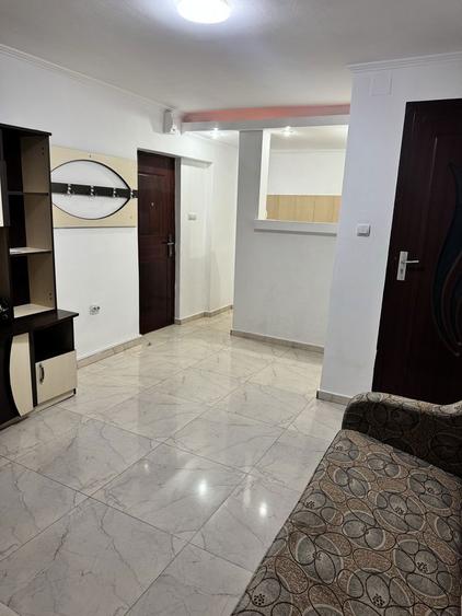 Inchiriez garsoniera Tecuci- str. Bradului - 1