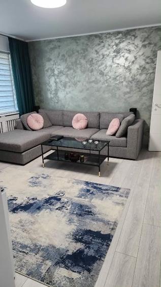 Apartament 3 Camere ,  renovat , mobilat si utilat  la 300 m de metrou 1 Mai - 2