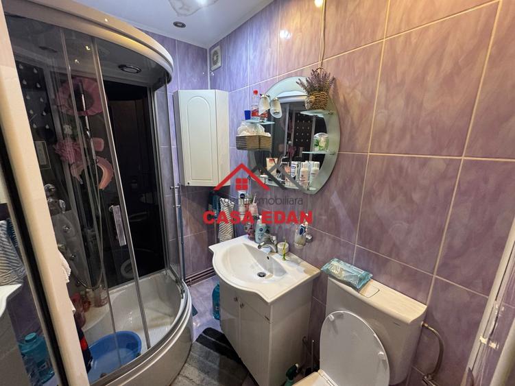 Ap 3 cam in Campina--87.000e - 8