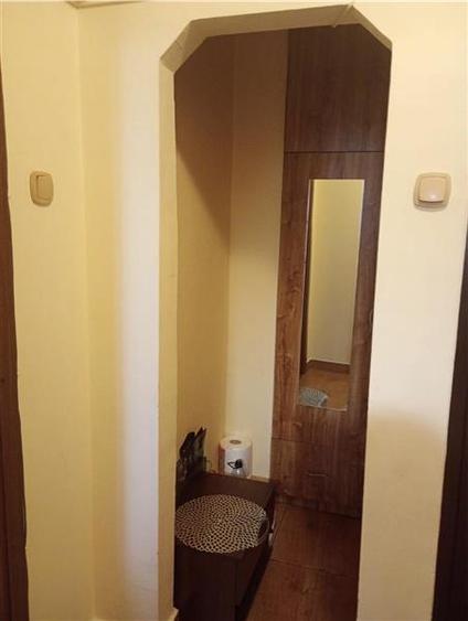 Mobilat si utilat la etaj intermediar aproape de Medicina 2 - 5