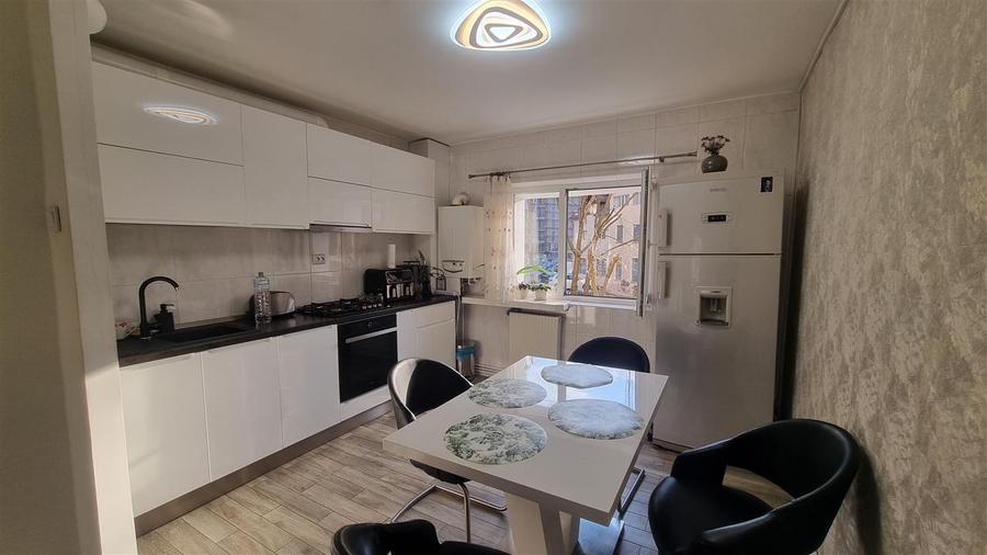 Apartament de 3 camere zona Carpatlor - 6