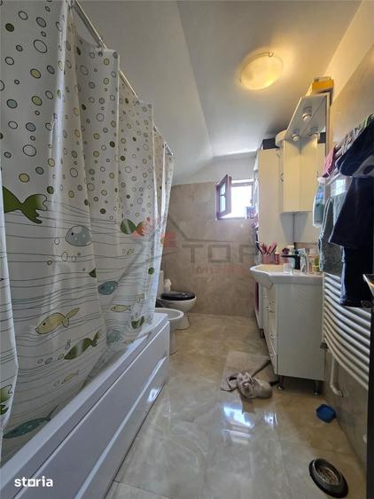 Casă cu 5 camere cu Teren 518 Mp în Ciurea