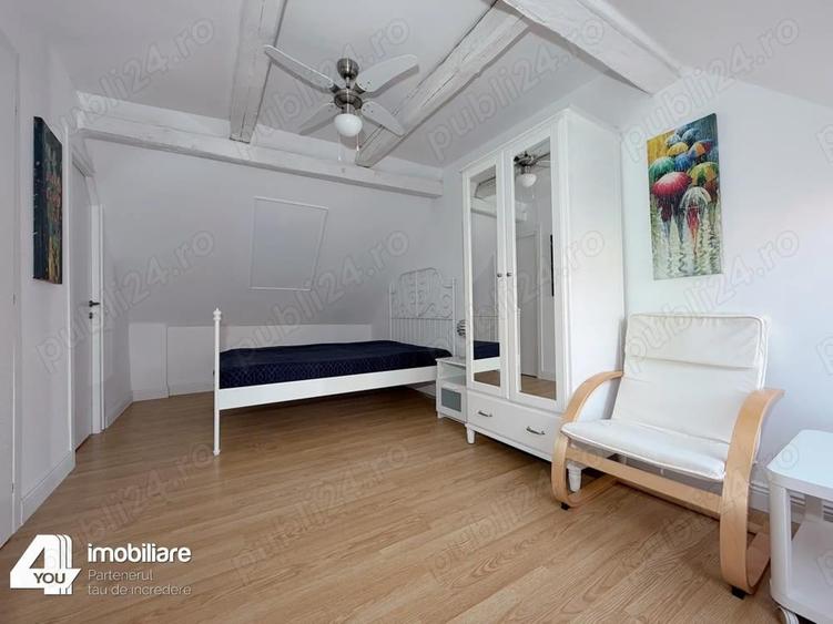 Casa S+P+M zona Ultracentrala la curte cu 2 vecini, recent renovata - 1