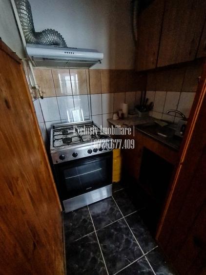 DELFINARIU - Casa cu 3 camere - centrala pe gaz, imbunatatiri partiale - - 13