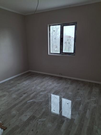 Vindem Casa in Lumina - 5