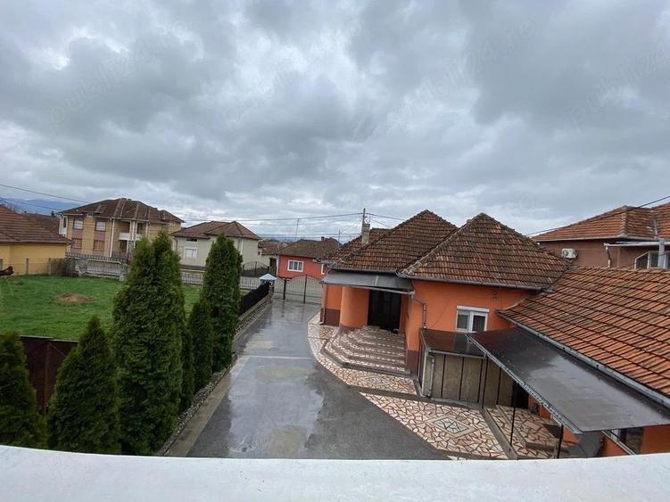 Casa + pensiune de vanzare - 9