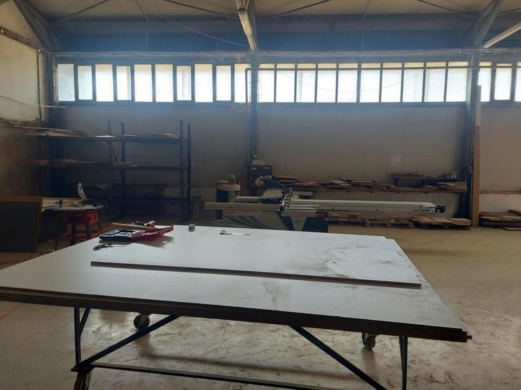 Spatiu industrial echipat cu utilaje productie mobila,confectii metalice,pavaje - 11