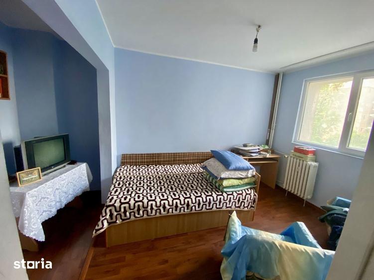 Apartament decomandat 4 camere Mic 20 - 13