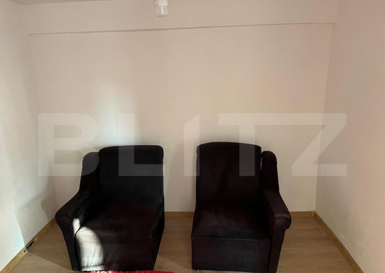 Casa pe parter 74 mp, 100 mp teren, Bresti - 1