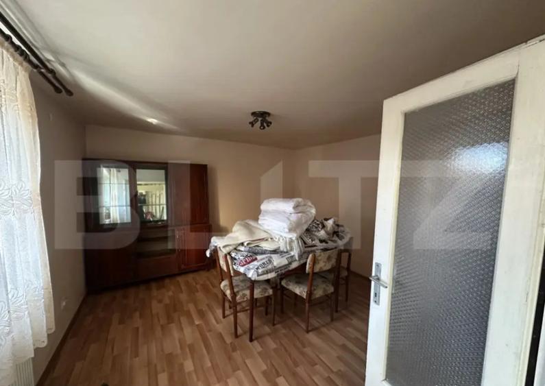 Casa pe un nivel, 3 camere, curte + anexe, ideala pentru p - 6