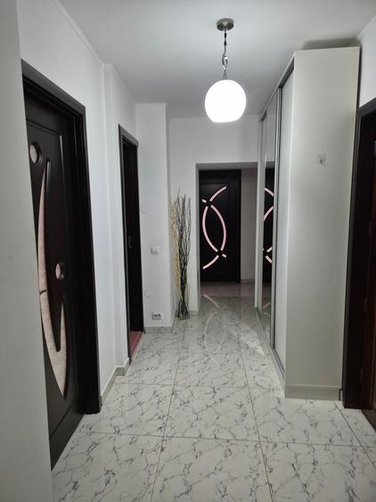 Vitan Mall- loc de parcare - 2