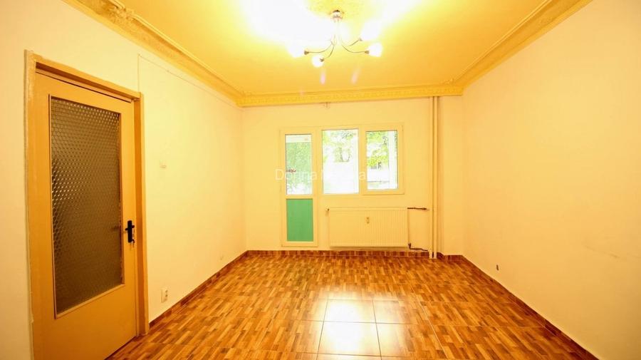Turda - Parcul Regina Maria, 2 camere, decomandat, parter cu balcon, bloc 1982 Turda - Parcul Regina Maria, 2 camere, decomandat, parter cu balcon, bloc 1982