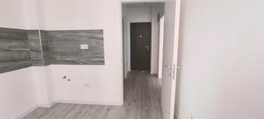 1 CAM DECOMANDAT CAPT CUG VISOIANU ETAJ INTERMEDIAR - 4