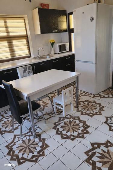 Casa Mioveni, Valea Stanii, Bld. Dacia, 4 camere, 2 bai - 9