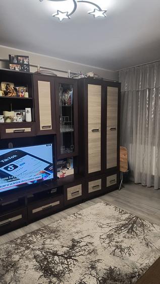 Garsoniera, decomandata, zona Galata - 2