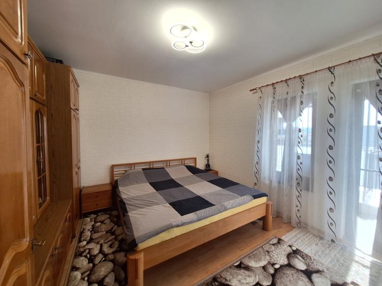 Apartament cu 3 camere, 2 terase, parcare, zona Sub Cetate - 11