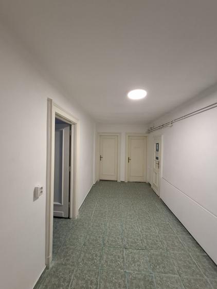 Piata 700 – Spatiu  Chirie – Demisol Inalt - 4