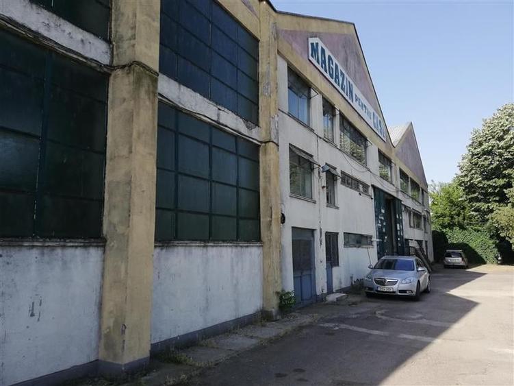 Hala si birouri 5000 mp langa Cora Pantelimon - 10