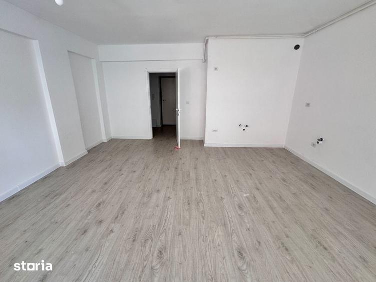 STUDIO PIPERA, NEMOBILAT, PARTER, PRETABIL BUSINESS, NORD, ROND OMV - 6