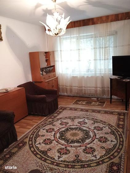 G.Enescu-Zona Spital-Apartament 3 camere decomandat,et.1,cu centrala. - 1