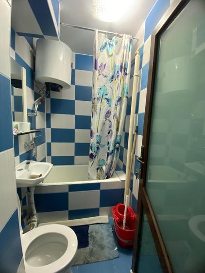 Garsoniera cu balcon etaj 1, mobilata si utilata, zona Mall - 5