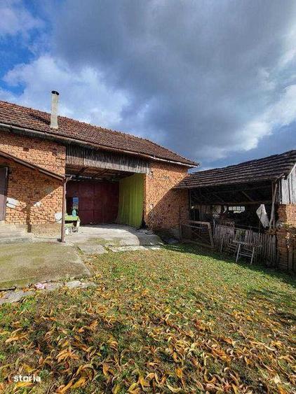 CASA cu panorama si teren generos - 1